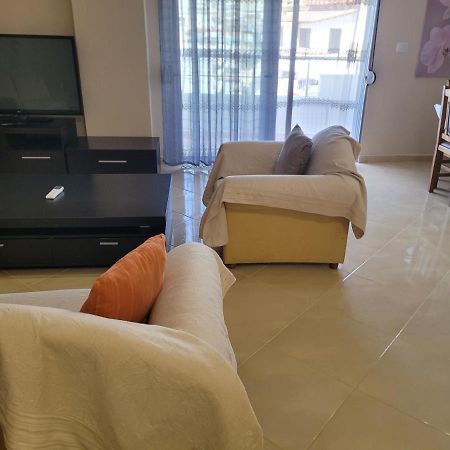Marina Apartment Sarandë Eksteriør billede