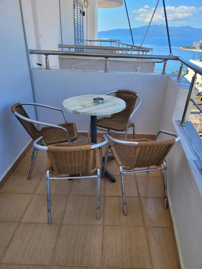 Marina Apartment Sarandë Eksteriør billede
